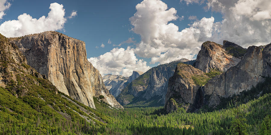 United States, California, Yosemite National Park, Yosemite Valley With ...