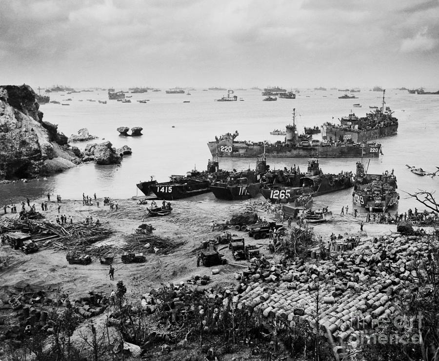 United States Invasion Of Okinawa Photograph by Bettmann