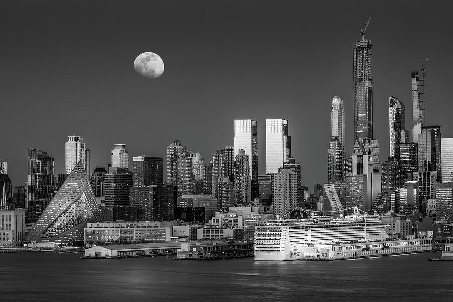 New York City Photograph - Upper NYC Syline Moonrise BW by Susan Candelario