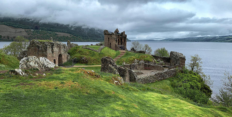 Urquhart Castle,Loch Ness,Scotland Photograph by Dave Mills