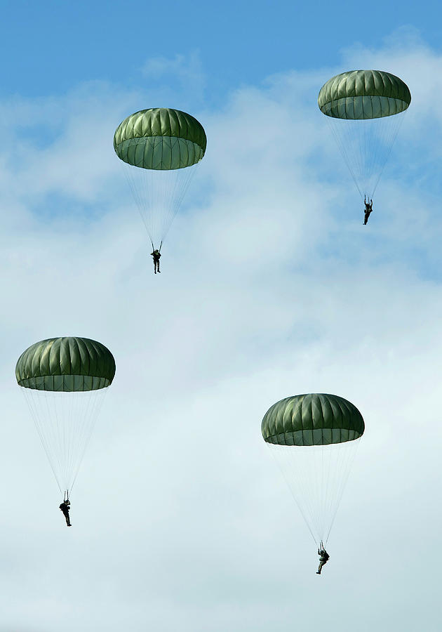 U.s. Army Paratroopers Parachute Photograph by Stocktrek Images - Pixels