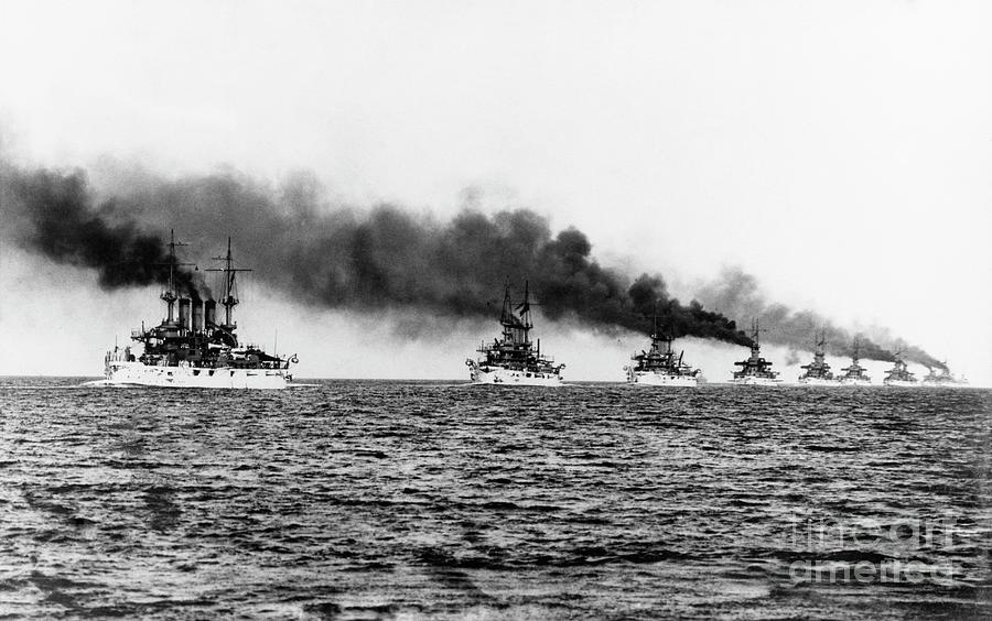 Us Atlantic Fleet Battleships Photograph by Us Navy/science Photo Library