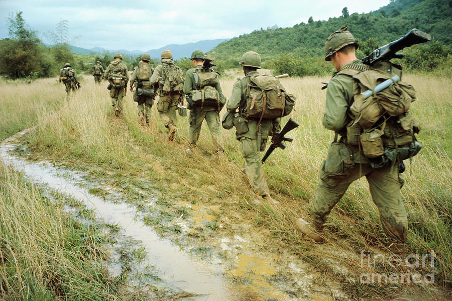 Us Soldiers Participating In Operation Photograph by Bettmann
