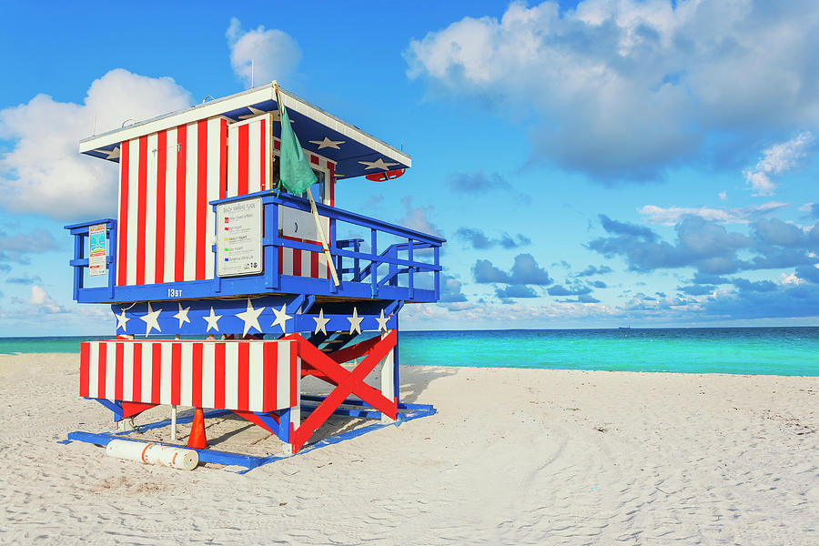 Miami Digital Art - Usa, Florida, Miami, Atlantic Ocean, Lifeguard House On South Miami Beach by Marco Simoni