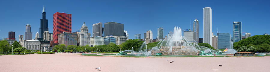 Usa, Michigan, Chicago, Buckingham Photograph by Travelpix Ltd