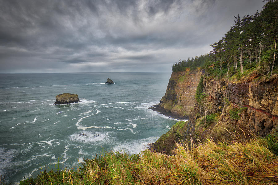 Oregon's Cape Meares: Where the Wild Pacific Meets the Coast