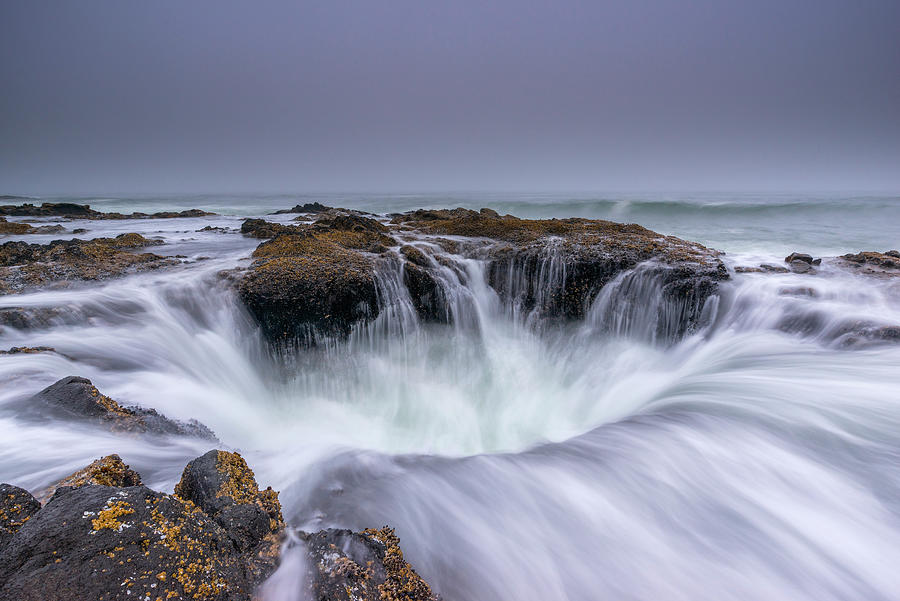 Usa, Oregon Thor's Well And Ocean Photograph By Jaynes Gallery - Fine 