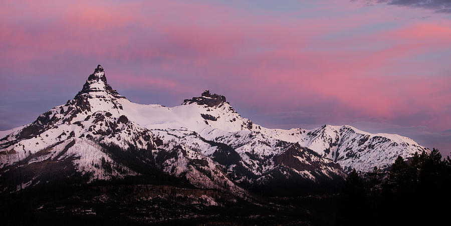 Usa Wyoming Sunrise Above The Absaroka Photograph By Jaynes Gallery
