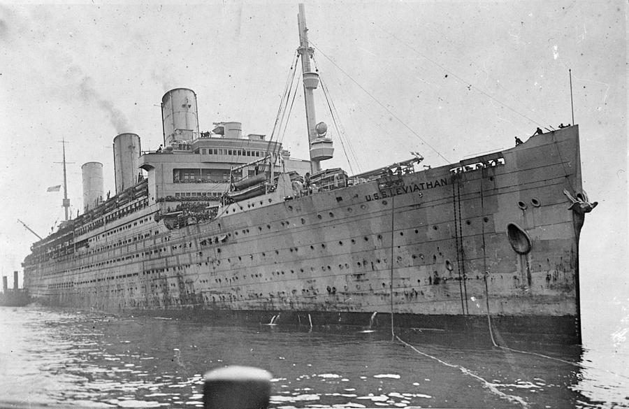 Uss Leviathan Photograph by General Photographic Agency