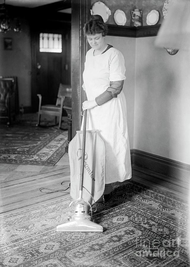 Vacuum Cleaner Photograph by Library Of Congress/science Photo Library ...