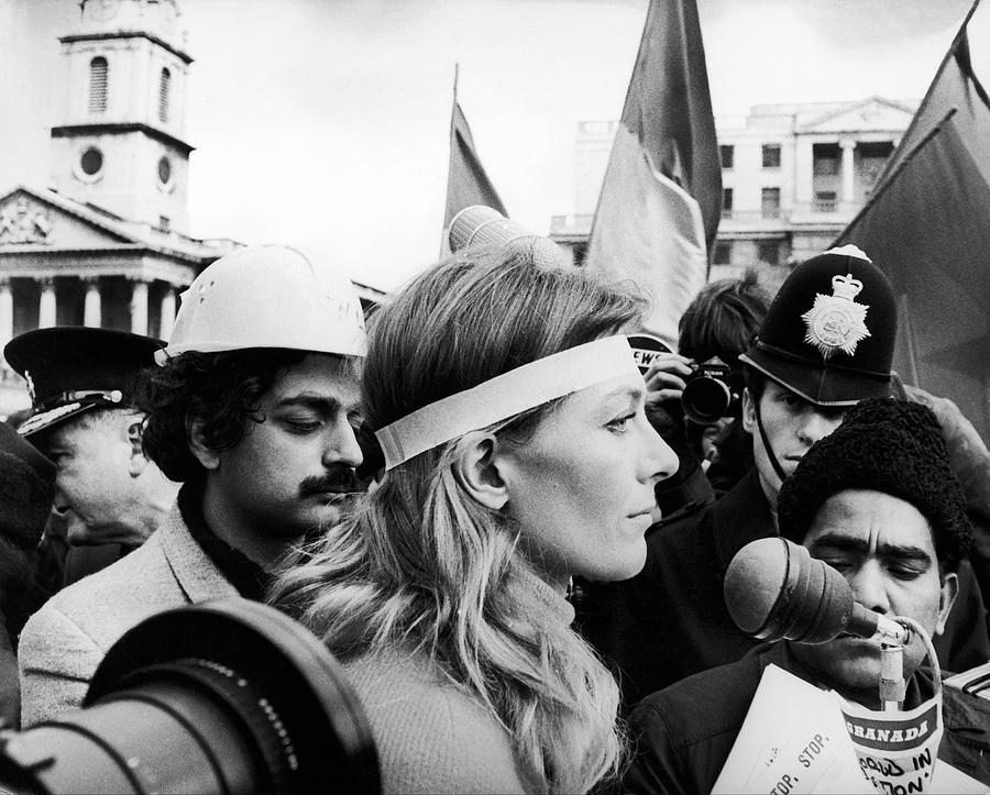 Vanessa Redgrave Attends Anti-vietnam Photograph by Keystone-france