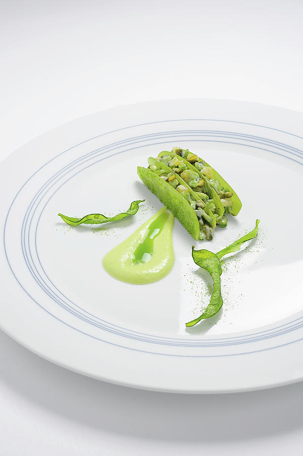 Variations Of Mange Tout With Mayonnaise, Juice And Oil Photograph by Torri Tre