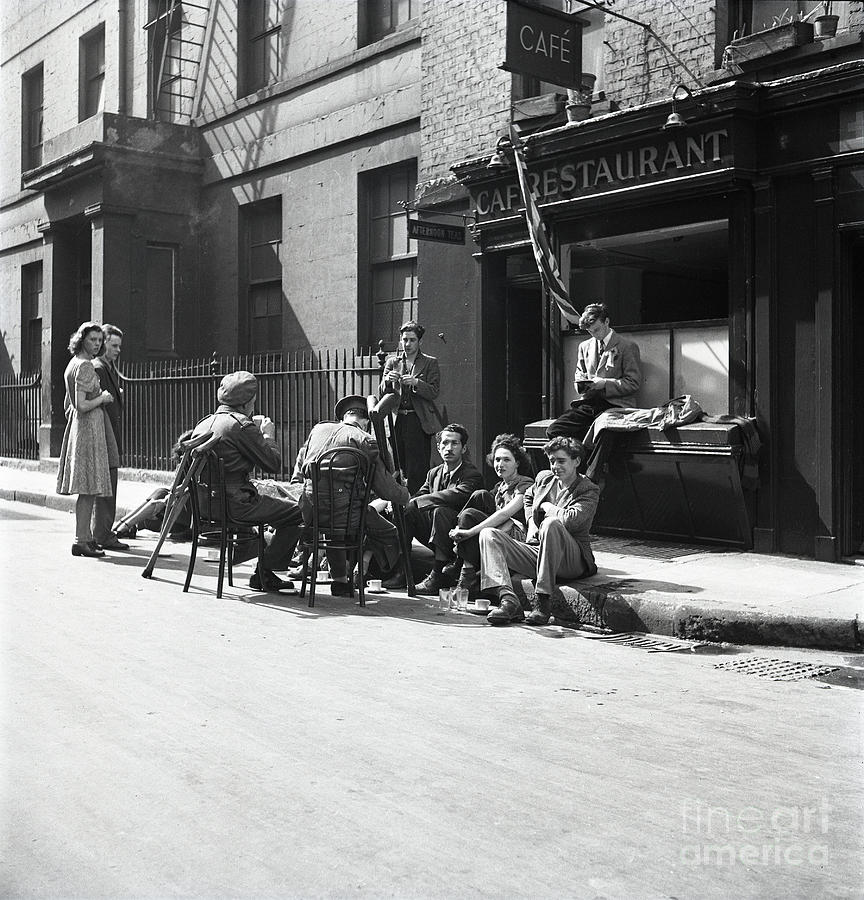 Ve Day People Outside A Cafe, 8th May 1945 Photograph by 