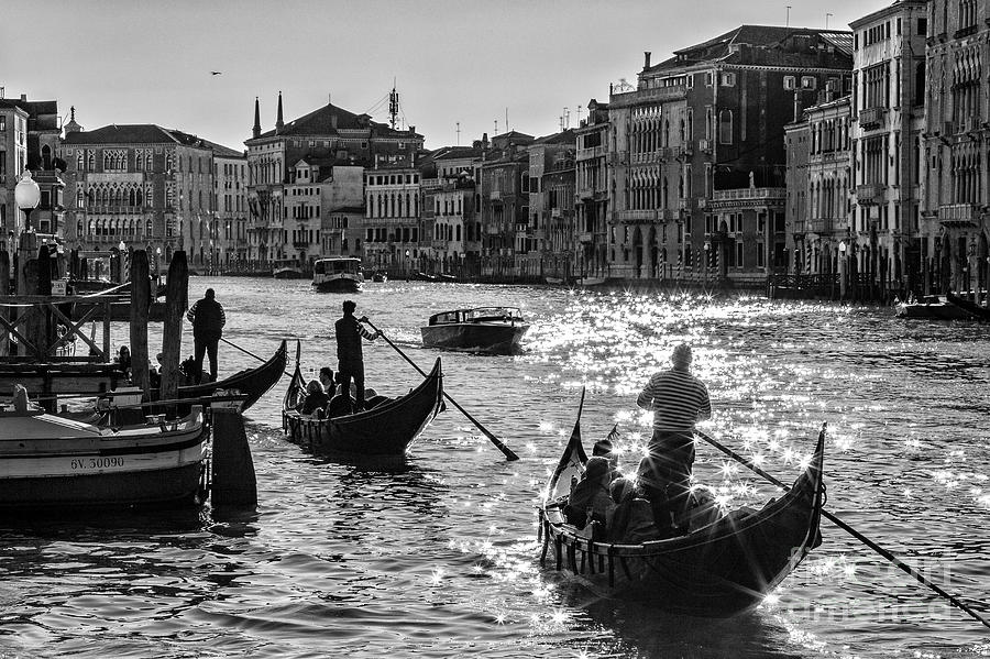 Venice-19 Photograph by Bernardo Galmarini
