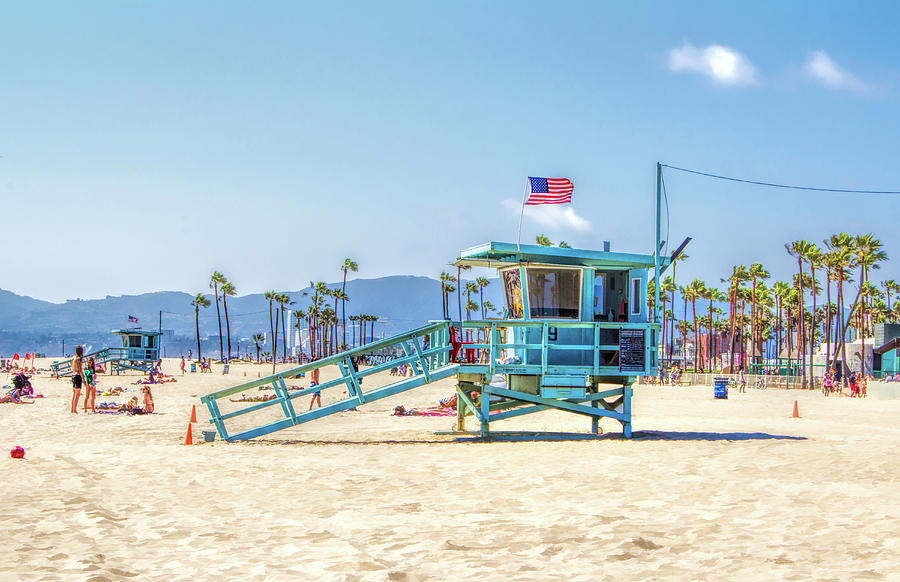 Venice Beach Lifeguard Station Painting by Christopher Arndt