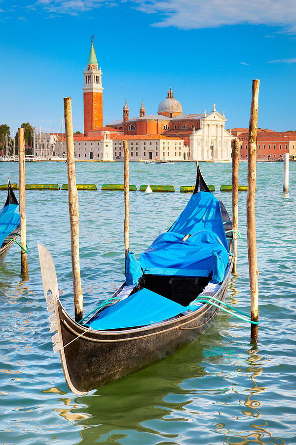 Cityscape Photograph - Venice - Gondola On The Grand Canal by Jan Wlodarczyk