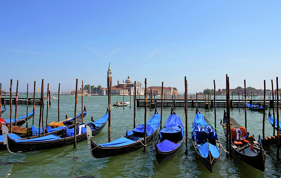 Venice - Parked Gondolas Photograph by Ramberg