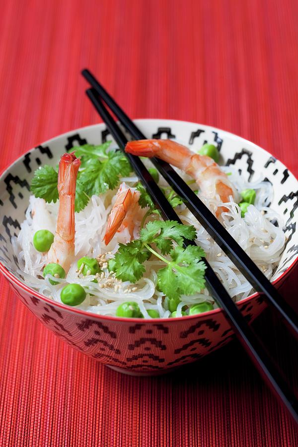 Vermicelli With Prawns, Peas, Sesame Seeds And Coriander Photograph by Hilde Mche