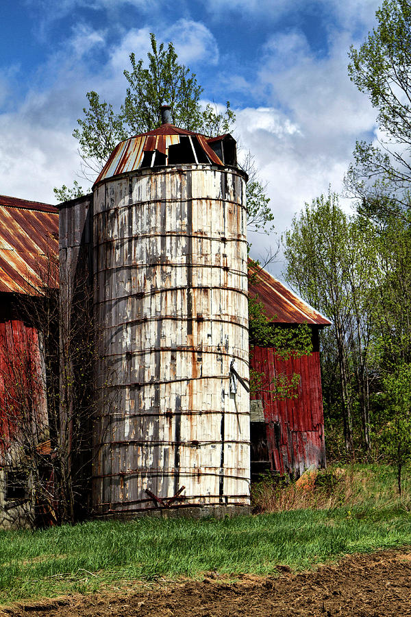 Vermont Farmhouse Silo by Betty Pauwels Vermont Farmhouse Silo by Betty Pauwels