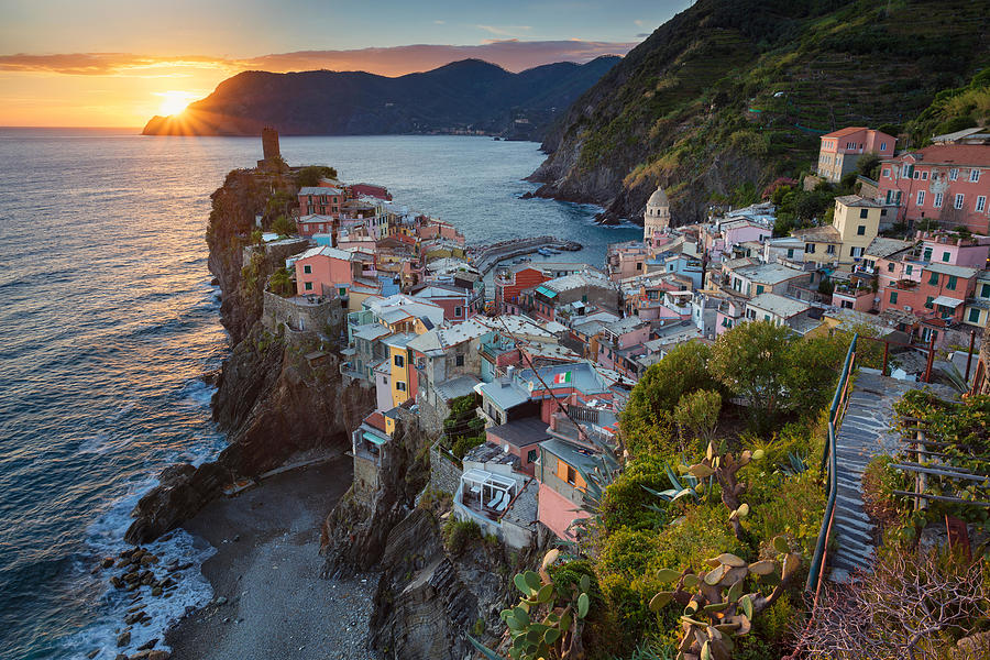 Sunset Photograph - Vernazza. Image Of Vernazza Cinque by Rudi1976