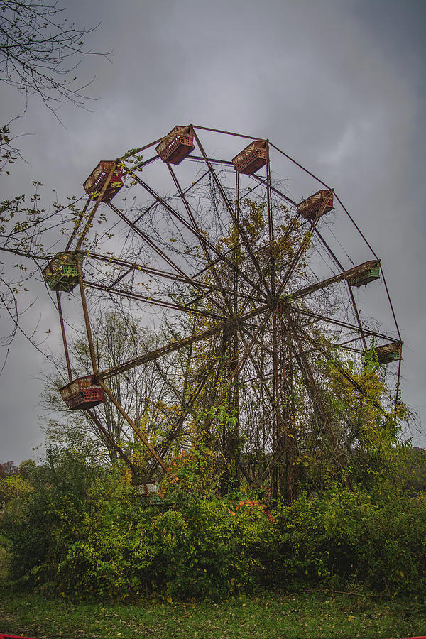 Vertical Ferris Wheel Photograph by BassArt Photography - Pixels