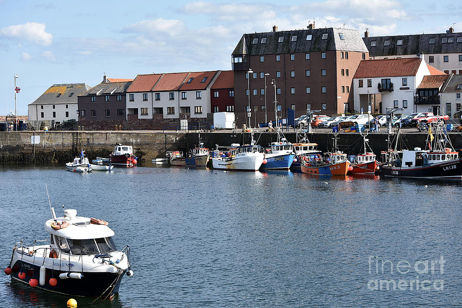 Victoria Harbour View, Dunbar Photograph by Yvonne Johnstone