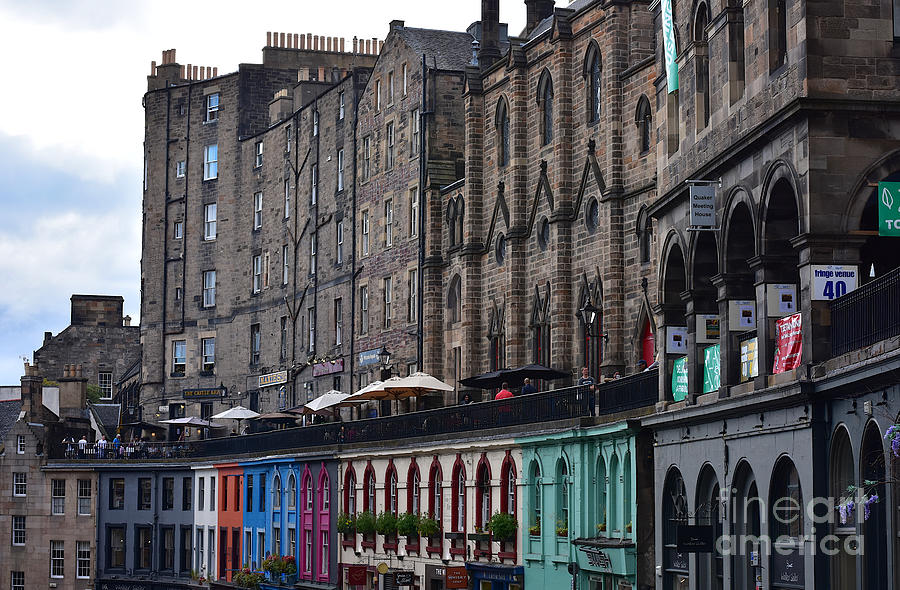 Victoria Street, Edinburgh Photograph by Yvonne Johnstone