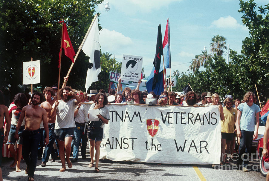 Vietnam Veterans Against War Group Photograph by Bettmann