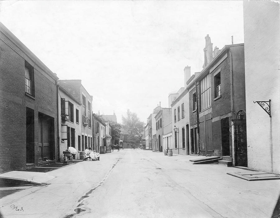 View Down Macdougal Alley Photograph by The New York Historical Society ...