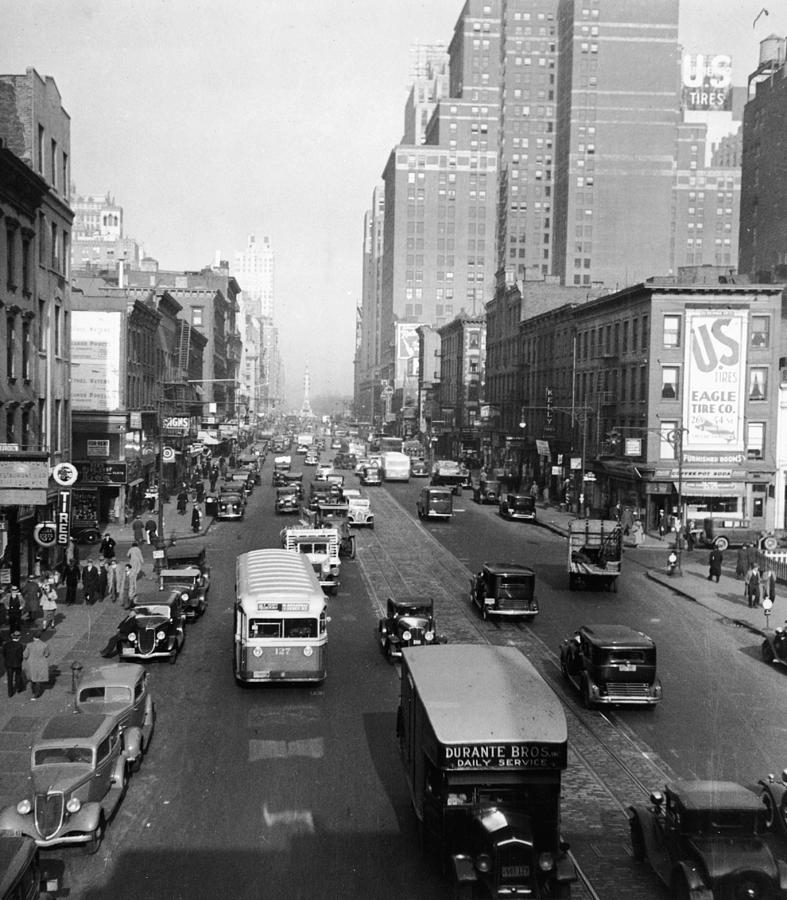 View Of 8th Avenue Photograph by Hulton Archive
