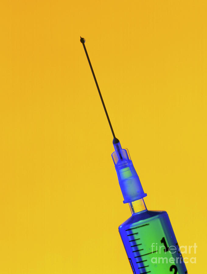 View Of A Needle On The End Of A Syringe Photograph by Mauro Fermariello/science Photo Library