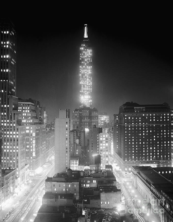 View Of The Empire State Building Photograph by Bettmann
