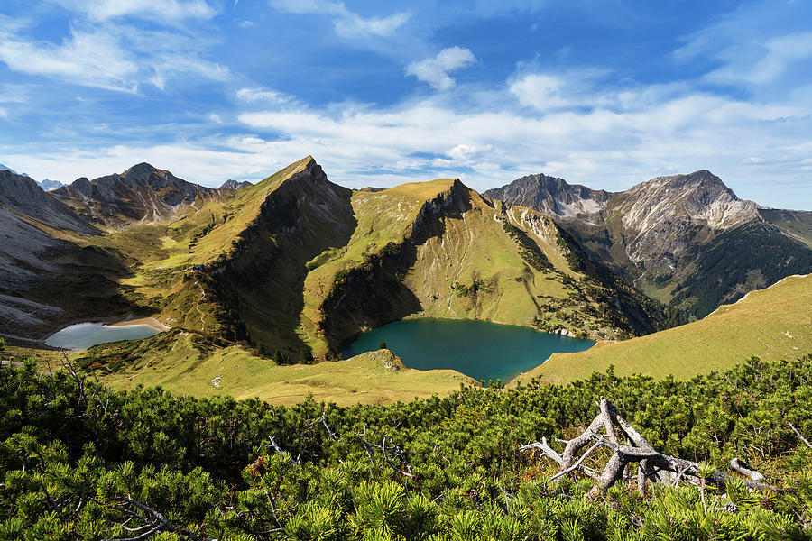 View On Lakes Lache And Traualpsee, Rote Spitze, Geierkoepfle, Rauhhorn ...