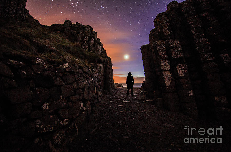 Viewing Venus From Giants Causeway Photograph by Miguel Claro/science Photo Library
