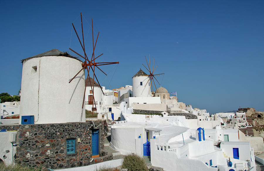 Village Of Oia Photograph by Souvik Bhattacharya