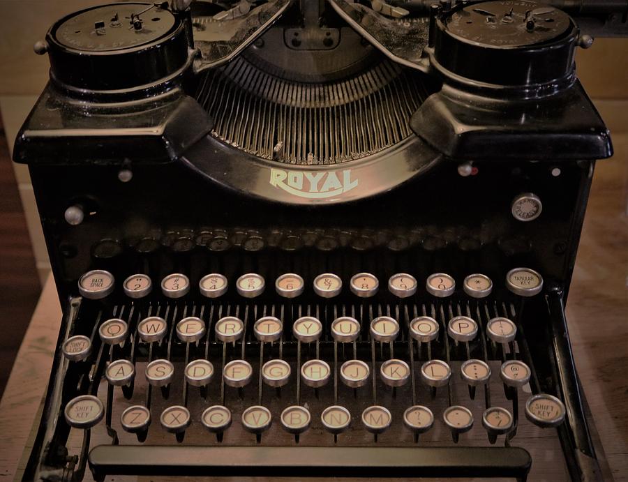 Vingtage Royal Typewriter Photograph by Christopher James