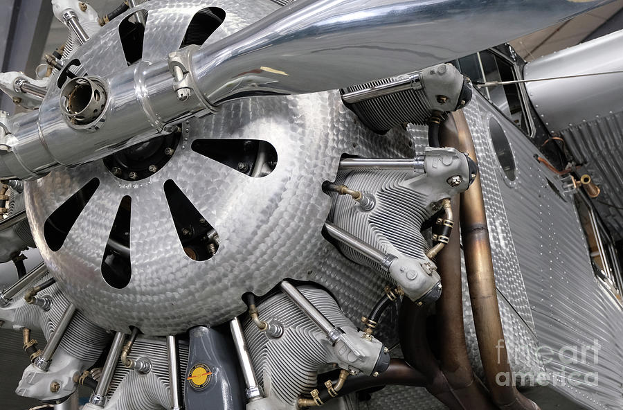 Vintage Aircraft Engine Photograph by Tony Craddock/science Photo Library