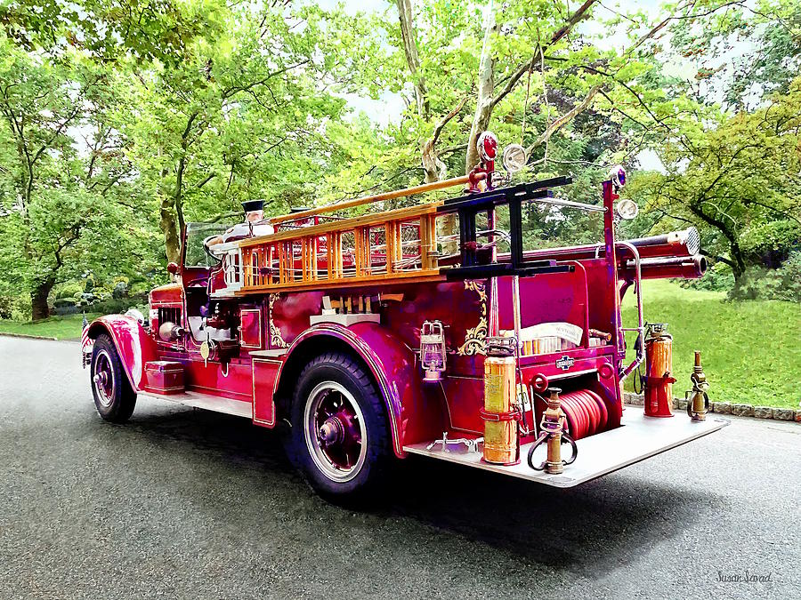 Vintage Fire Engine Photograph by Susan Savad