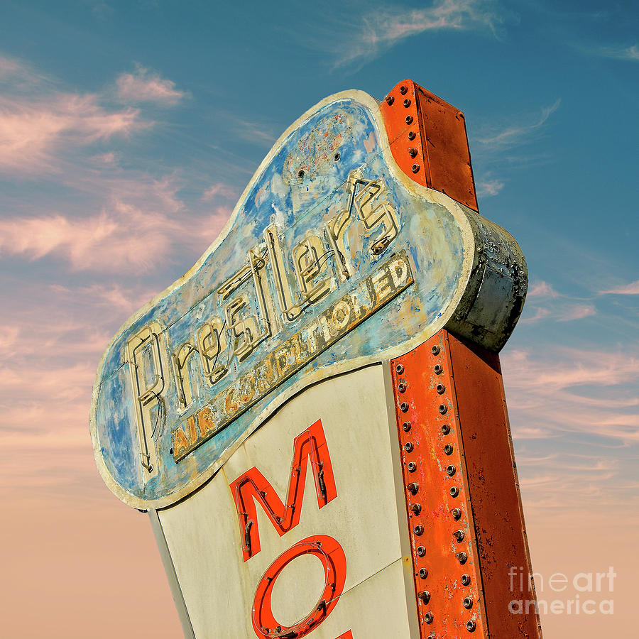 Vintage Lakeland Motel Photograph by Lenore Locken