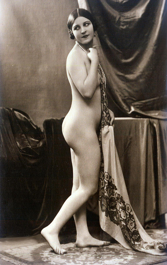 Vintage Pearls Models Nude - Vintage Nude Art Studies R42 Lady With Silk Scarf And Pearls