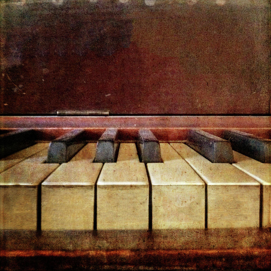 piano keys wallpaper vintage