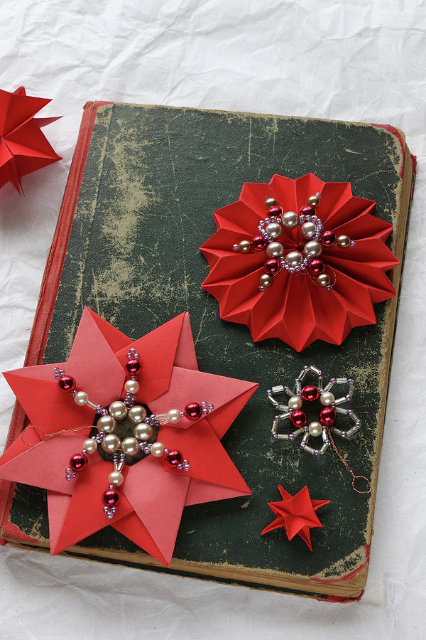 Vintage-style Christmas Arrangement Of Bead And Paper Stars Photograph by Regina Hippel