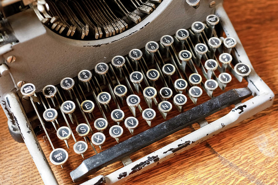 Santa Fe Photograph - Vintage Typewriter In A Consignment by Julien Mcroberts
