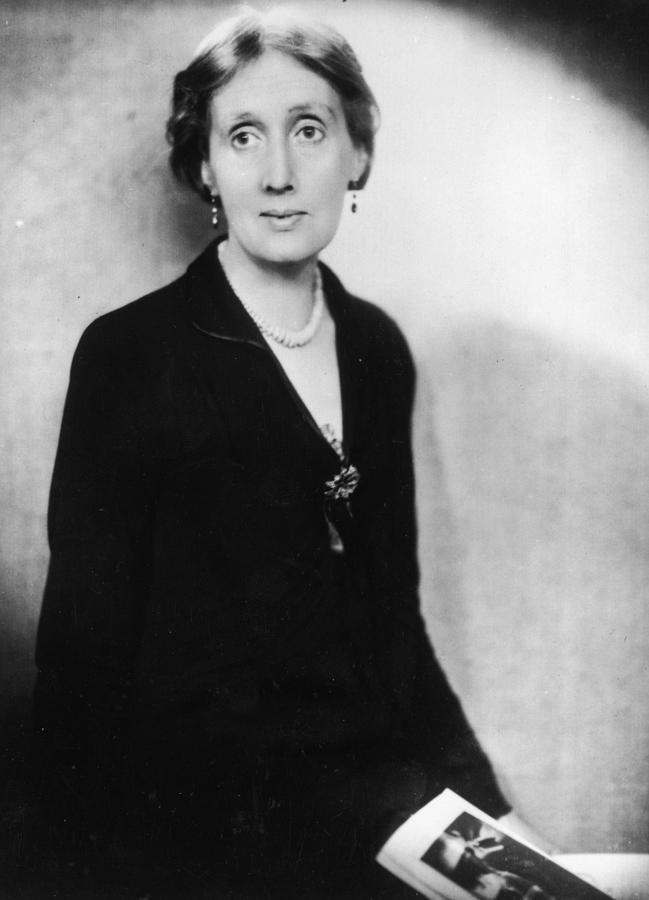 Virginia Woolf Photograph by Central Press