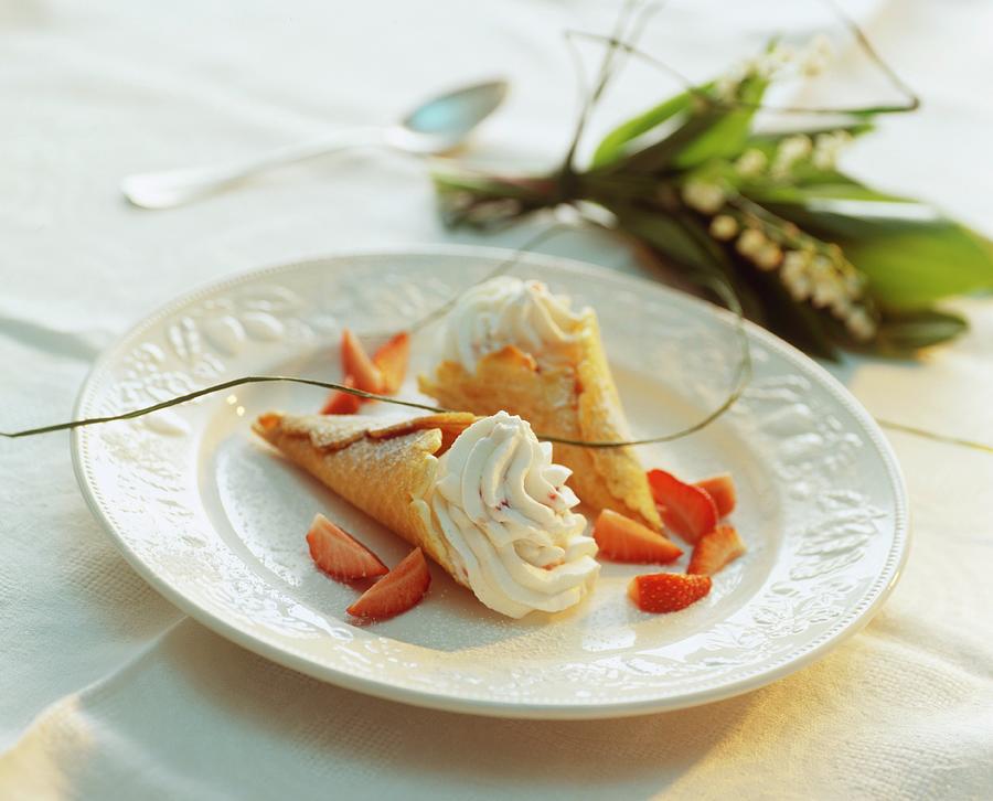 Wafer Cones With Strawberries And Cream Photograph by Michael Wissing