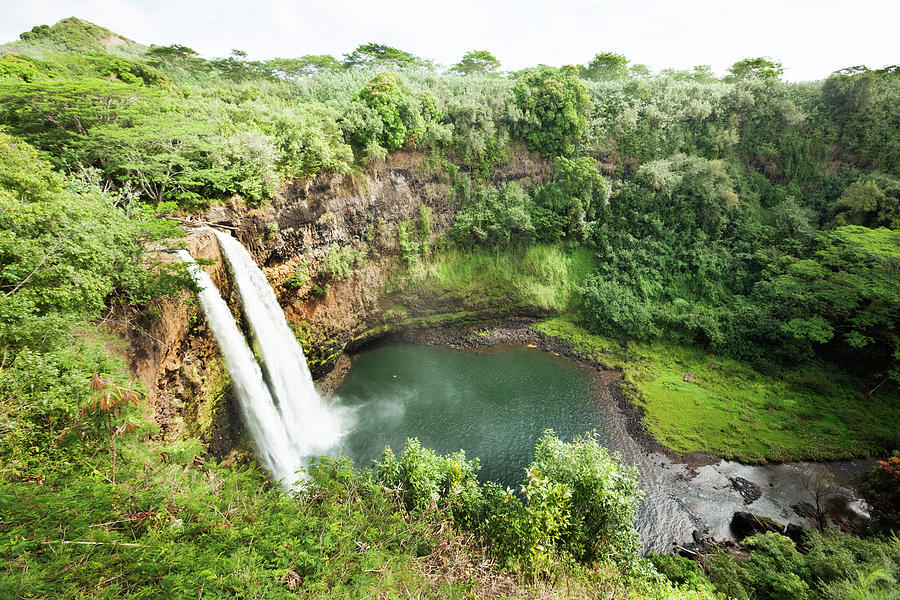 Wailua Falls Of Kauai Hawaii Photograph by Yinyang