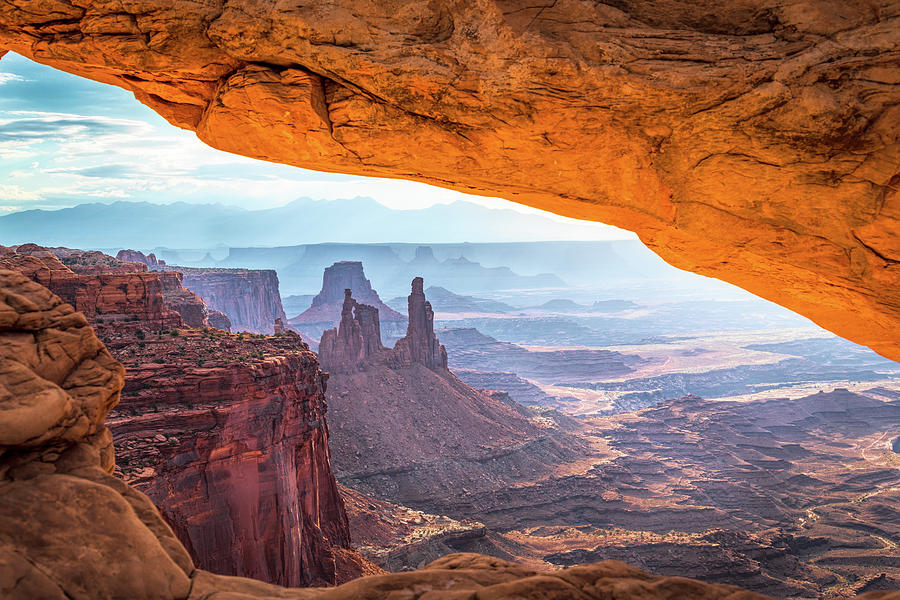 Washer Woman Through the Mesa Arch Photograph by Paul LeSage
