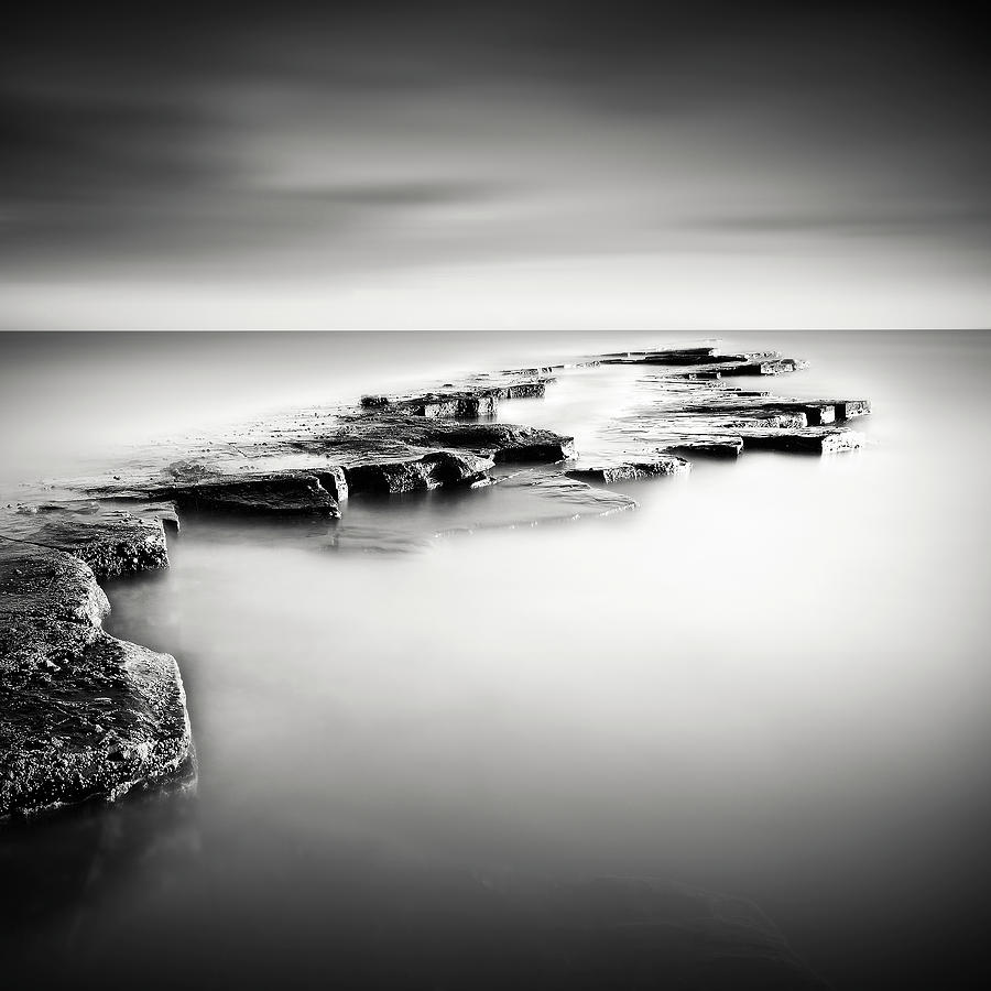Black And White Photograph - Washing Ledge by Rob Cherry