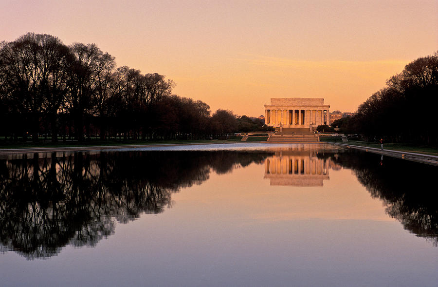 Washington Dc, Lincoln Memorial Digital Art by Heeb Photos