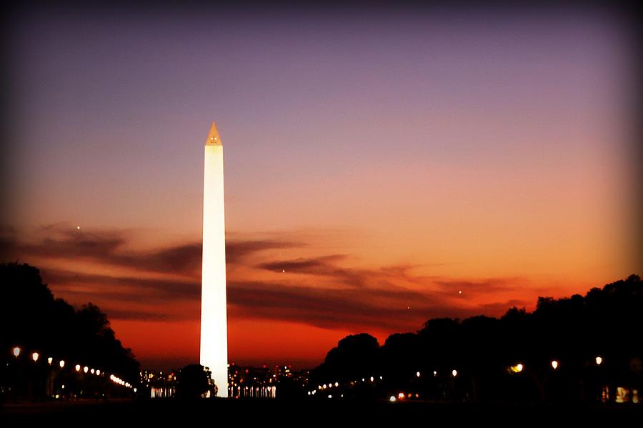 Washington Monument Photograph by Manu Arj?.